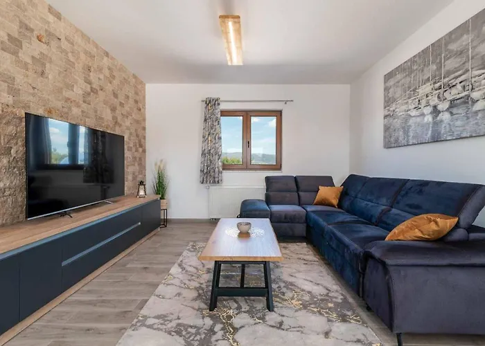 Half Moon Villa